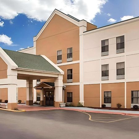 Halsted Inn And Suites Harvey - Chicago Southland Exteriör bild