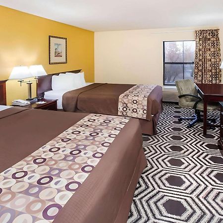 Halsted Inn And Suites Harvey - Chicago Southland Exteriör bild